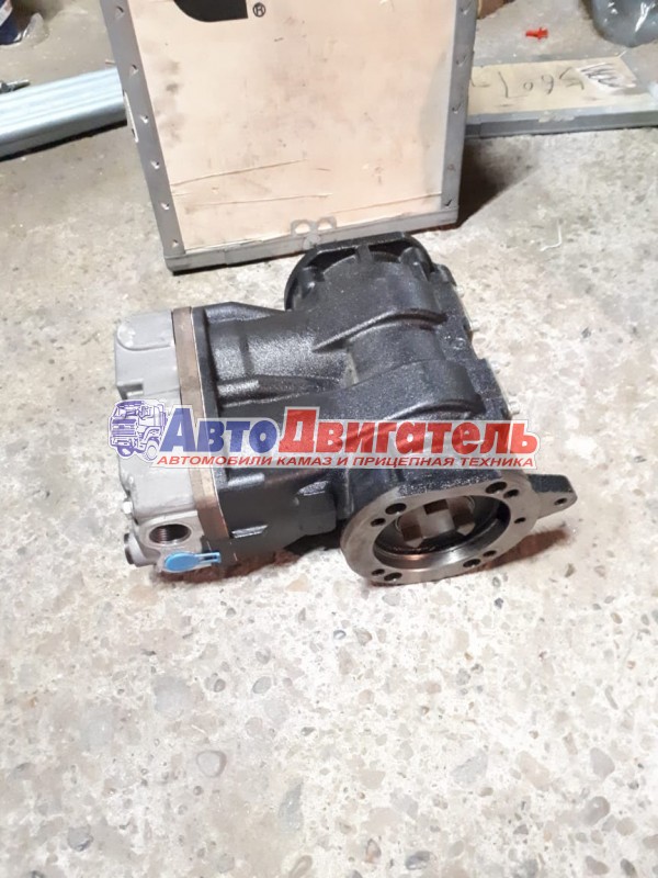 Компрессор воздушный 4071225 5257958 3411777 LP4871 K035001N00 Cummins ISM QSM M11 N14 N15